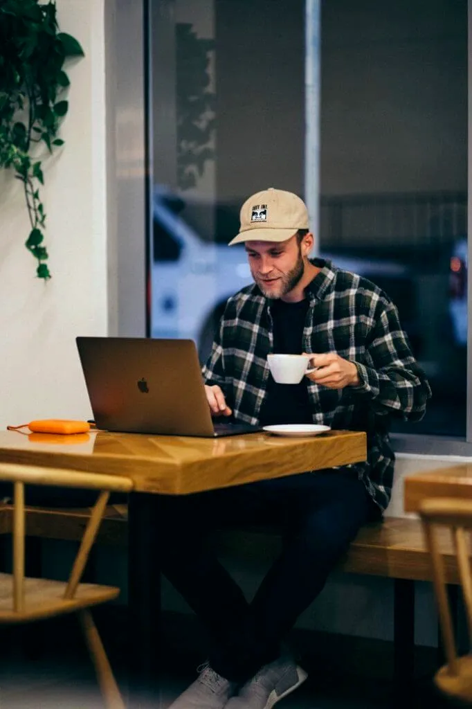 Yüce Yatsal AI trading